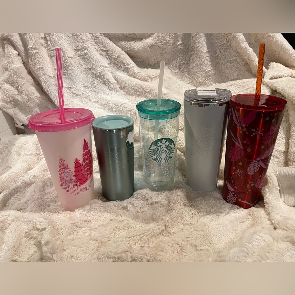 Set of 5 Starbucks coffeee cups